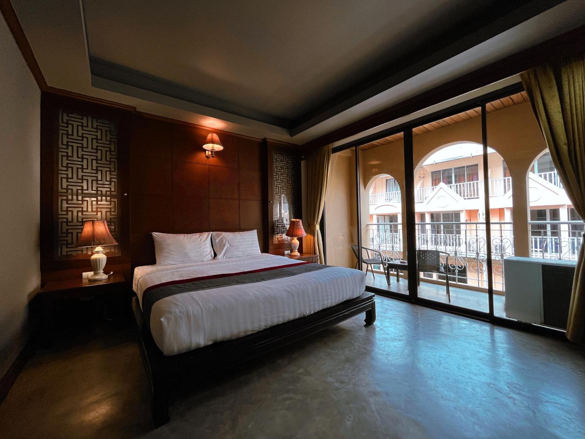 Grand Orlov Apart Hotel Patong Luaran gambar