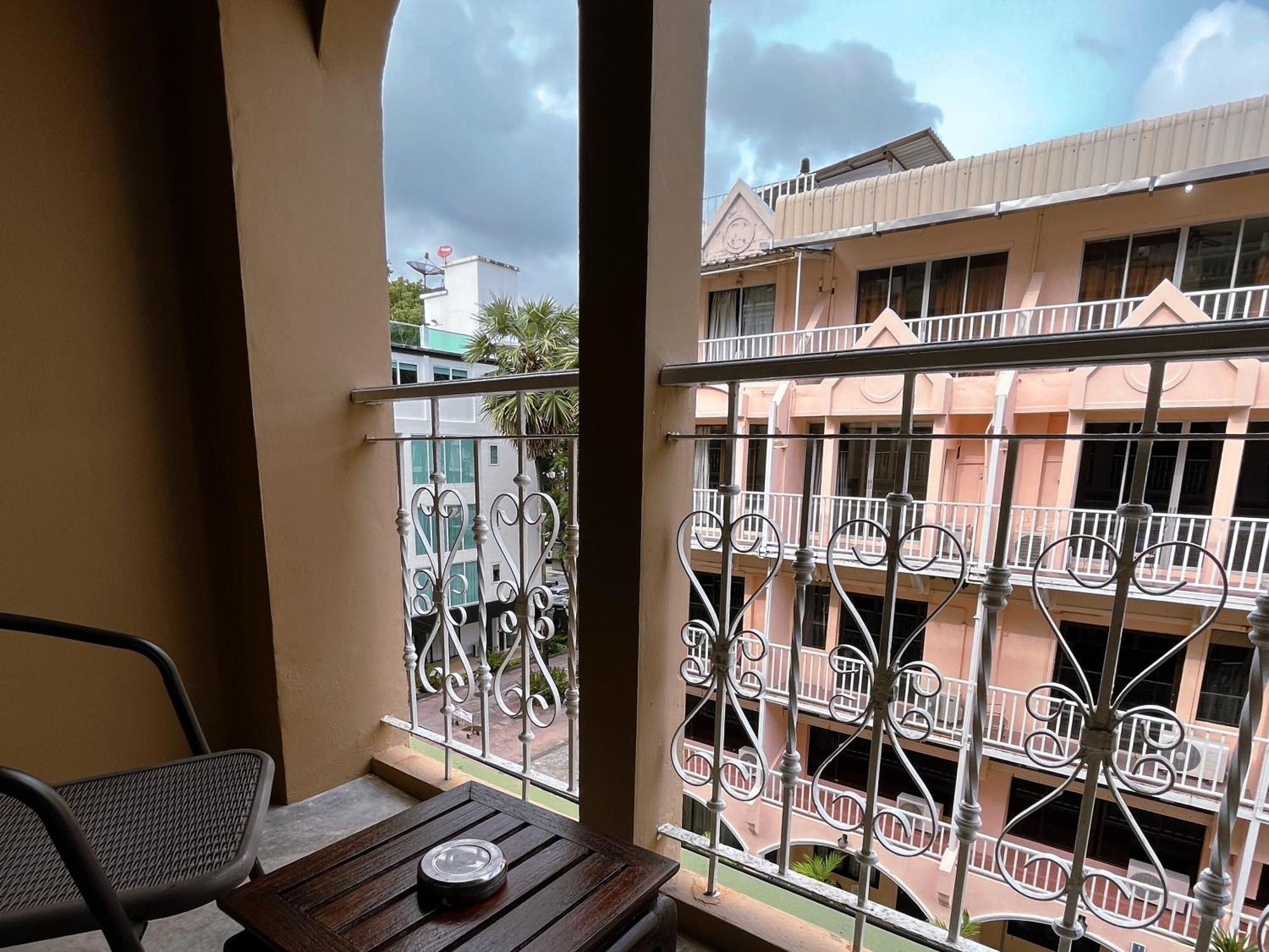 Grand Orlov Apart Hotel Patong Luaran gambar